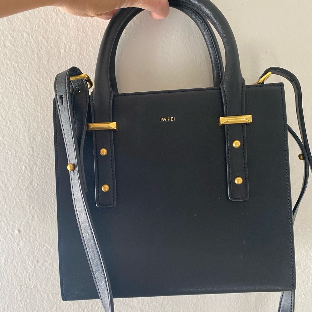 Vegan bag - JW PEI “used two or three time”